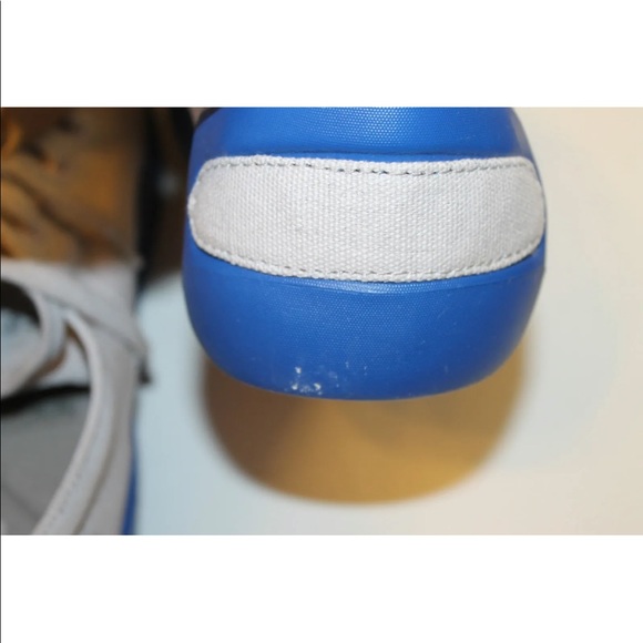 NWT CCIlU Men Super Light Weight Sneaker Men Gray Canvas W Blue Sole 13 Beach - Picture 4 of 12